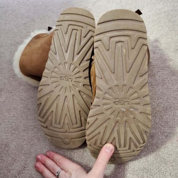 Ugg Bailey Velvet Bow Boot Chestnut Shearling Boots 9 - Picture 8 of 8